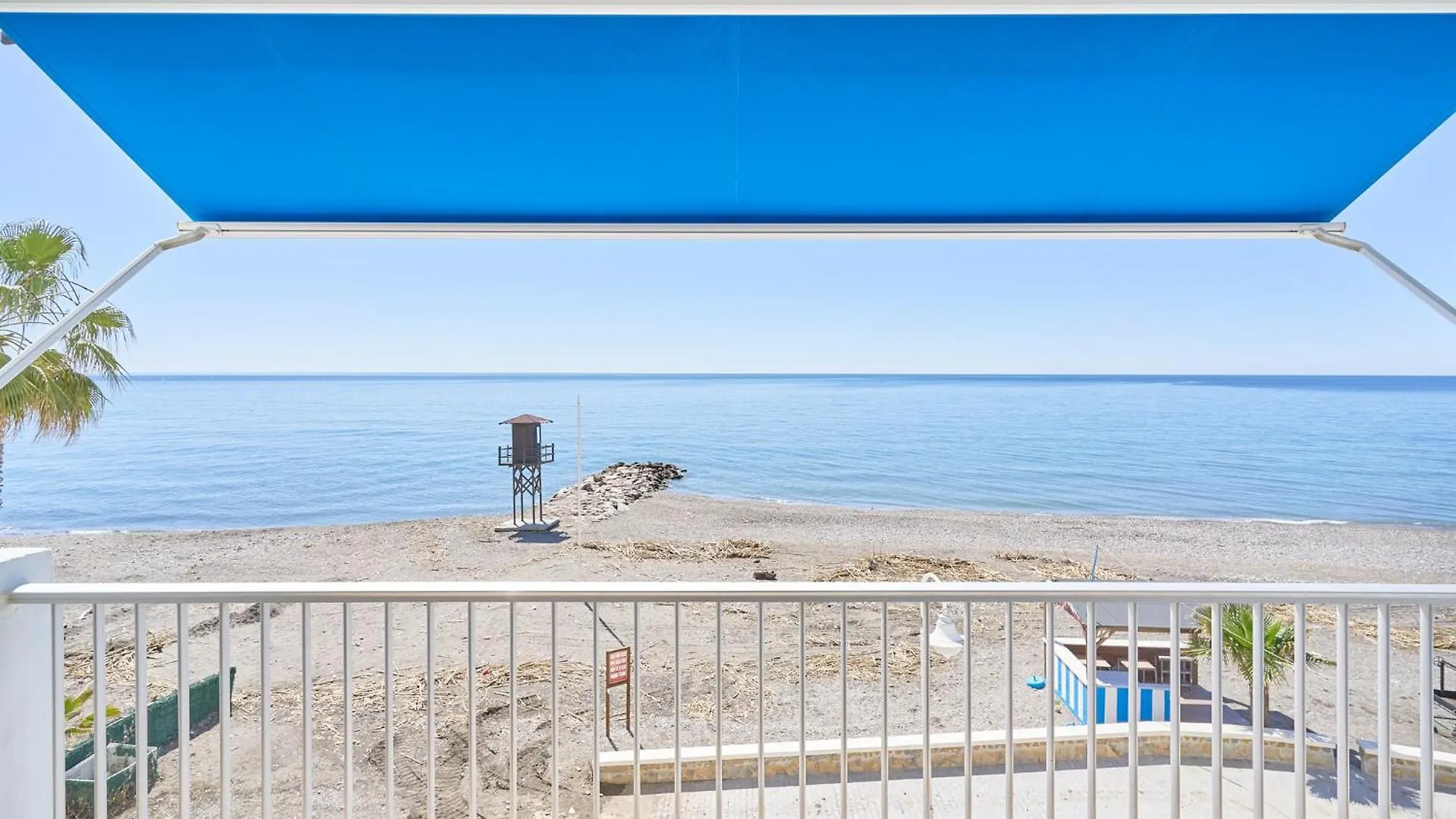 Seafront Apartment Algarrobo Costa